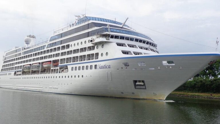 Semarang to Borobudur: Your Ultimate Cruise Port Excursion