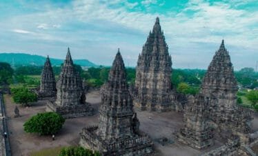 1-Day Sunrise Hill Borobudur Tour, Merapi Volcano & Prambanan