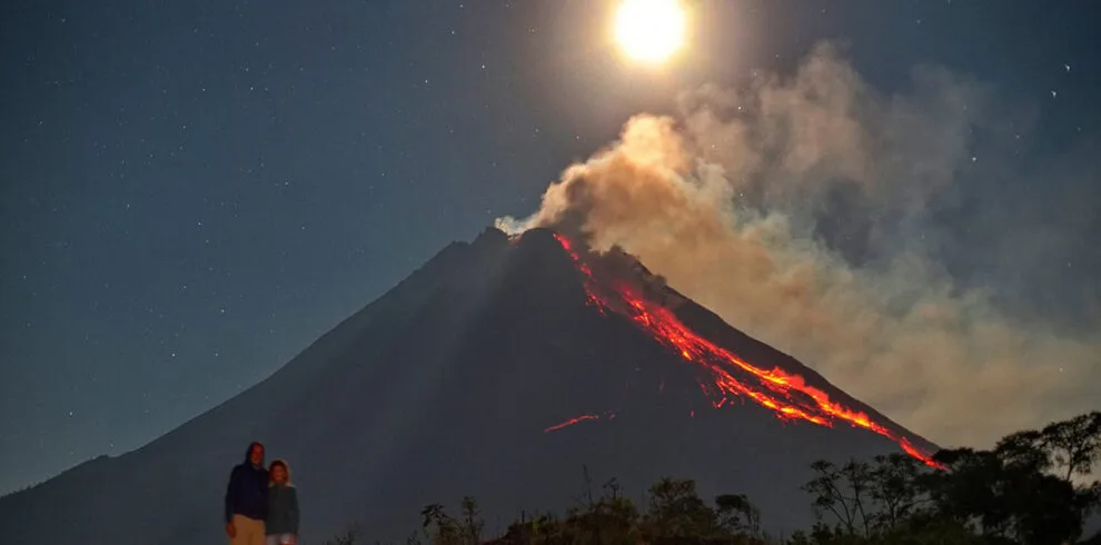 Borobudur Afternoon and Merapi Lava Flow Night Tour