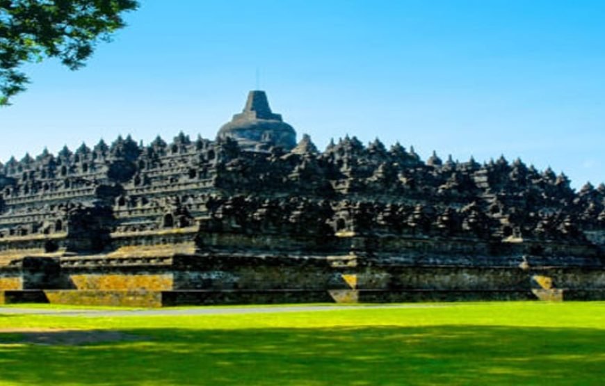 Borobudur Tour Selogriyo Temple