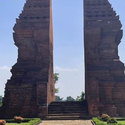 Discovering the Hidden Gems of Trowulan A Surabaya Port Excursion