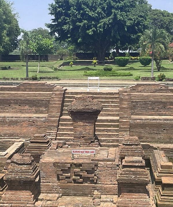 From Port to Prized Possessions A Trowulan Adventure from Surabaya