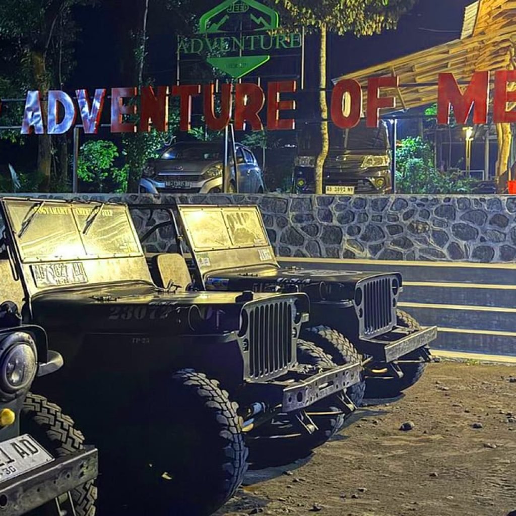 Merapi Sunrise and Borobudur Temple Tour