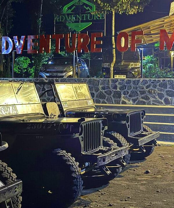 Merapi Sunrise and Borobudur Temple Tour