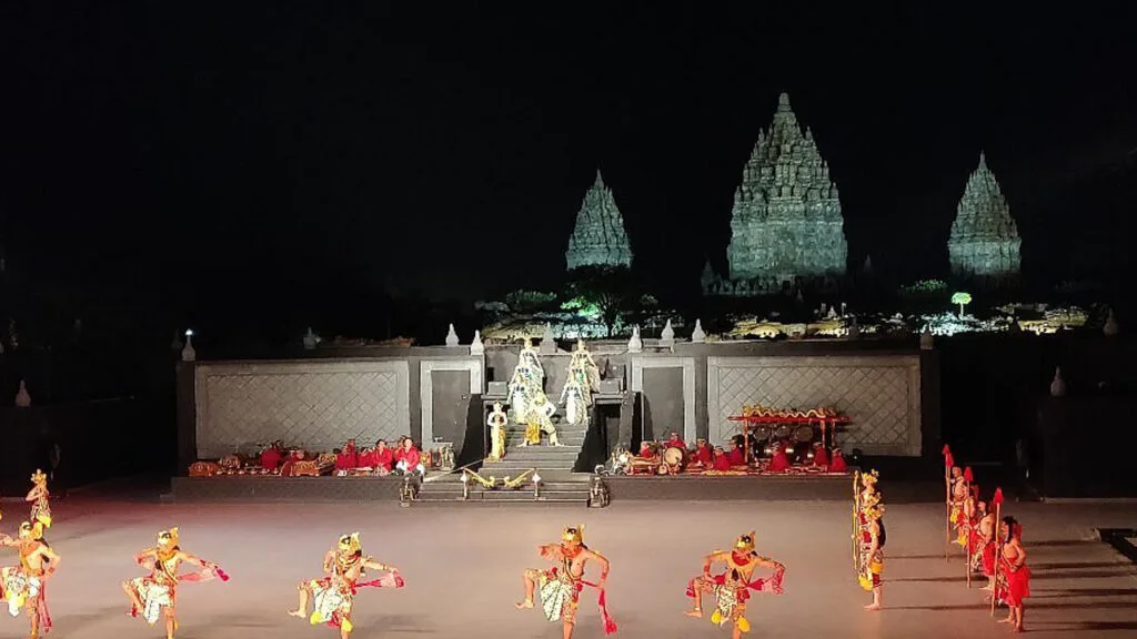 Immerse Yourself in Javanese Traditions with the Borobudur Prambanan Ramayana Ballet