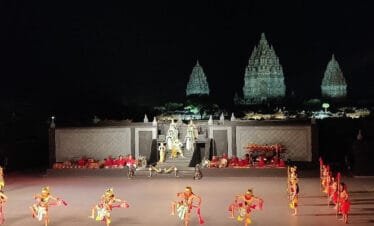 Immerse Yourself in Javanese Traditions with the Borobudur Prambanan Ramayana Ballet