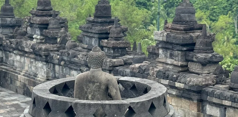 Borobudur Merapi Prambanan Tour