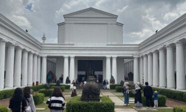 Unlocking Jakarta A Comprehensive Tour from the Cruise Ship Port