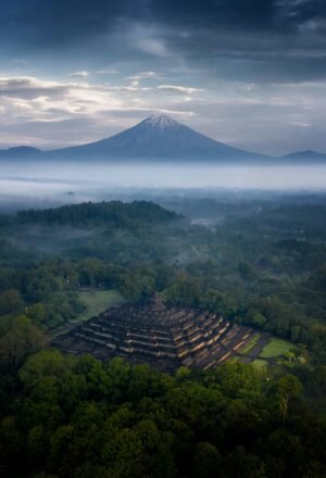 Borobudur Tour and Travel