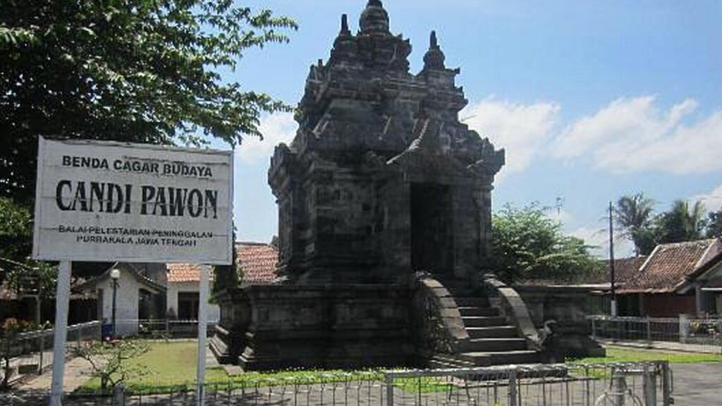 Exploring the Majestic Temples of Borobudur on a 2-Day Tour