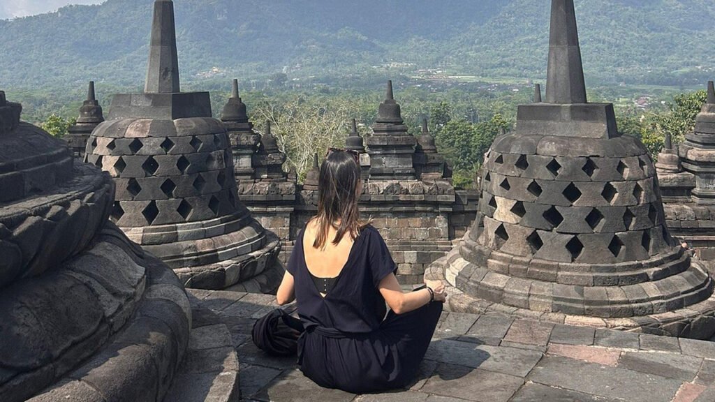 The Ultimate 4-Day Java Adventure: Borobudur, Bromo, and Ijen Tour