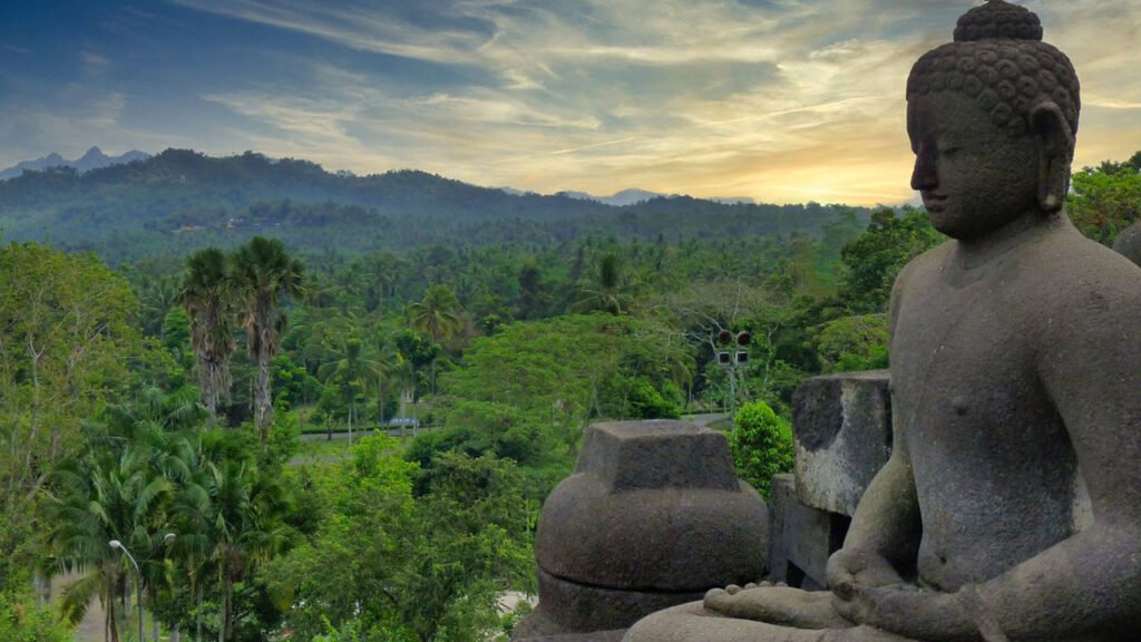 Java's Hidden Gems: A 5-Day Exploration of Borobudur, Tumpak Sewu Waterfall, Bromo, and Ijen