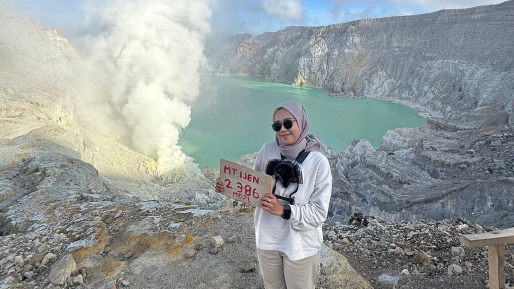 Experience the Rich Culture and Natural Wonders of Java: Borobudur Bromo Ijen Tour