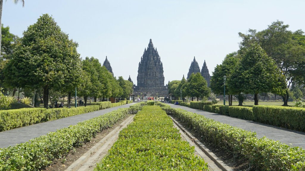 From Ancient Temples to Modern City: A Complete Guide to Borobudur Yogyakarta Tour