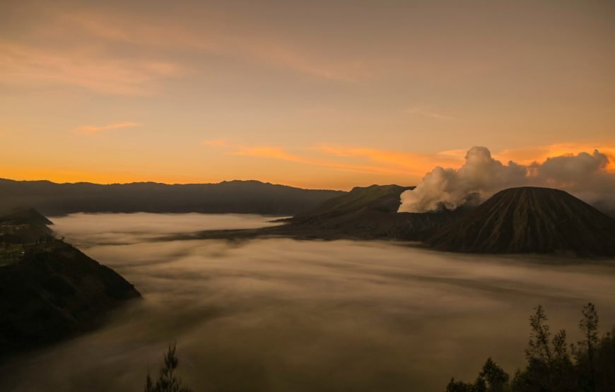 Borobudur Bromo Ijen Tour in 4 Days