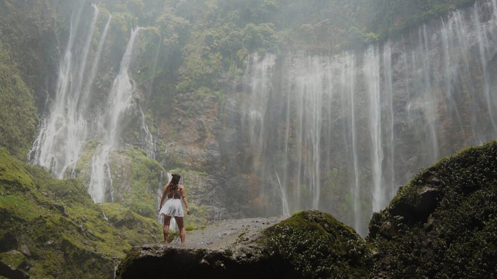 Discovering Java's Gems: A 5-Day Adventure to Borobudur, Tumpak Sewu Waterfall, Bromo, and Ijen
