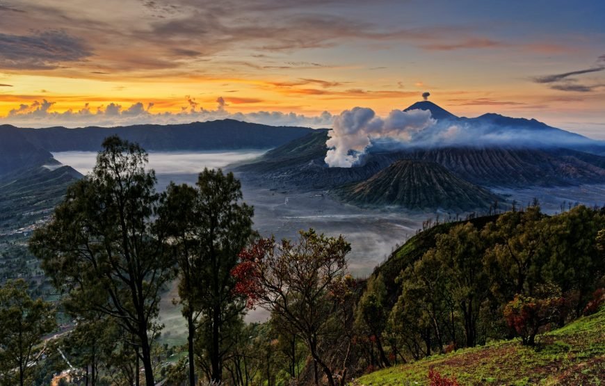 Borobudur Bromo Tour 3 Days 2 Nights